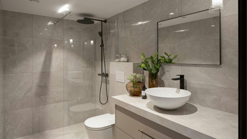 Ceramic tile showers_8